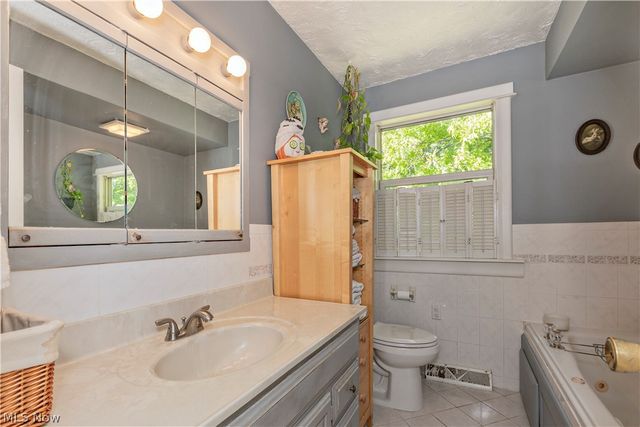 721 E 345th Street, Eastlake, OH 44095