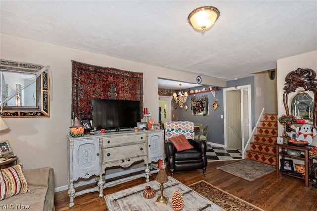 721 E 345th Street, Eastlake, OH 44095