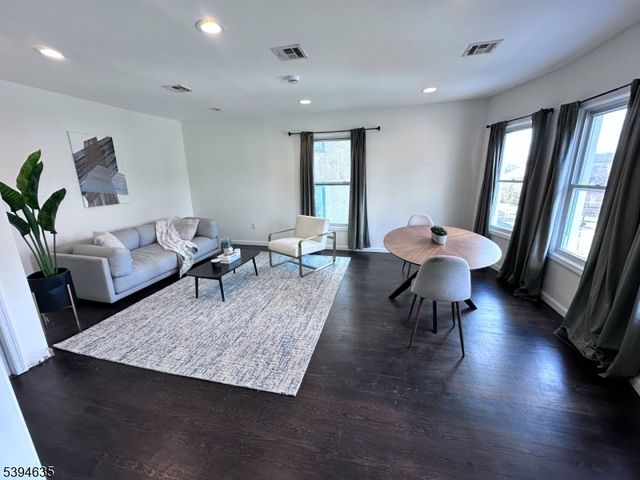 562 Lincoln Ave, City Of Orange Twp., NJ 07050