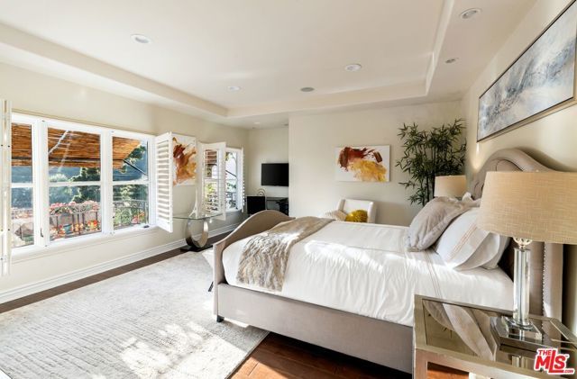 10824 Chalon Road, Los Angeles, CA 90077