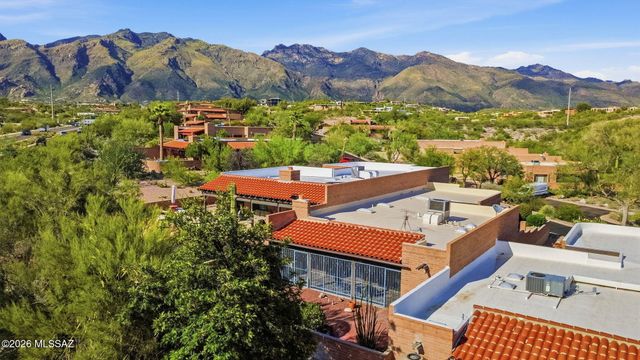 5461 Cam Del Penoso, Tucson, AZ 85750