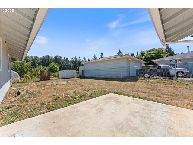 22010 S LESLIE Ave, Beavercreek, OR 97004