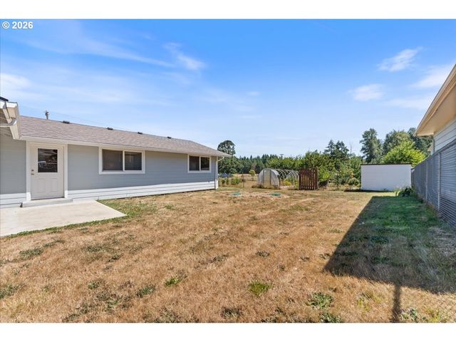 22010 S LESLIE Ave, Beavercreek, OR 97004