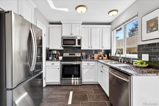 836 Summer Drive 3, Highlands Ranch, CO 80126