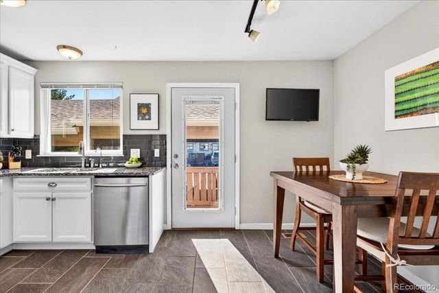 836 Summer Drive 3, Highlands Ranch, CO 80126