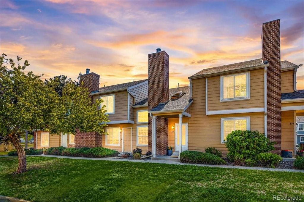 836 Summer Drive 3, Highlands Ranch, CO 80126