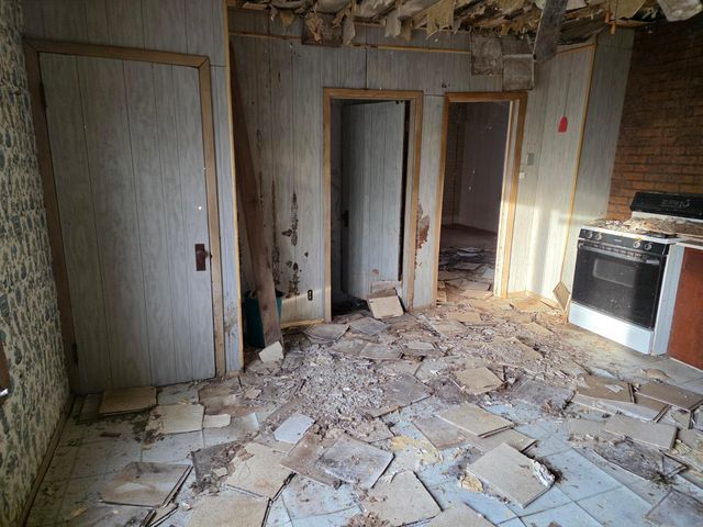 87387 245th Street, Albert Lea, MN 56007