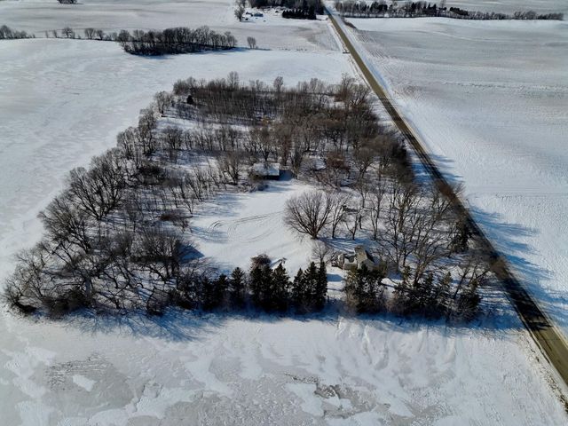 87387 245th Street, Albert Lea, MN 56007