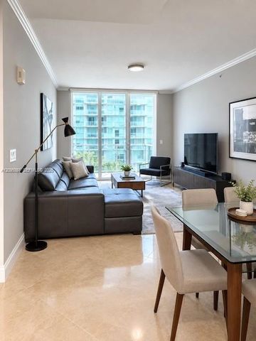 31 SE 5th Street 4118, Miami, FL 33131