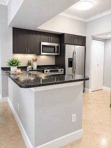 31 SE 5th Street 4118, Miami, FL 33131