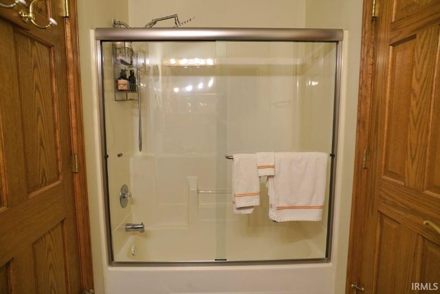 14 Ems T41 Lane, Leesburg, IN 46538