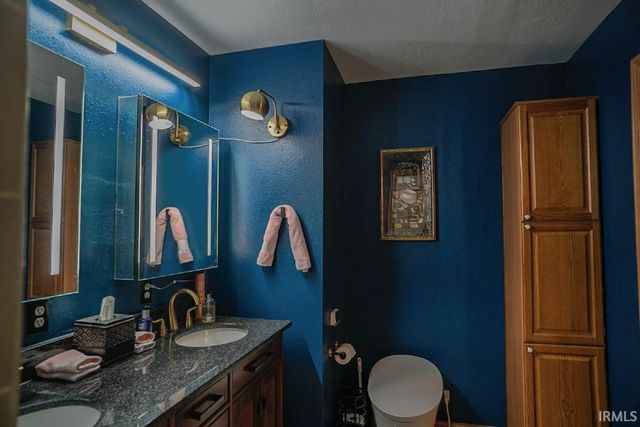 14 Ems T41 Lane, Leesburg, IN 46538