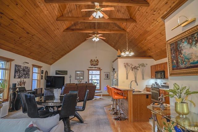 14 Ems T41 Lane, Leesburg, IN 46538