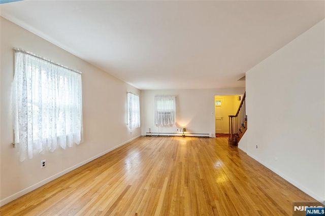 106 Jefferson Avenue, Cresskill, NJ 07626