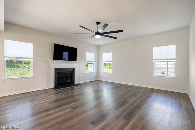 2293 Monaco Street NW, Uniontown, OH 44685