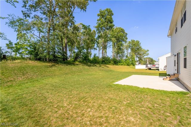 2293 Monaco Street NW, Uniontown, OH 44685