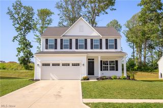 2293 Monaco Street NW, Uniontown, OH 44685