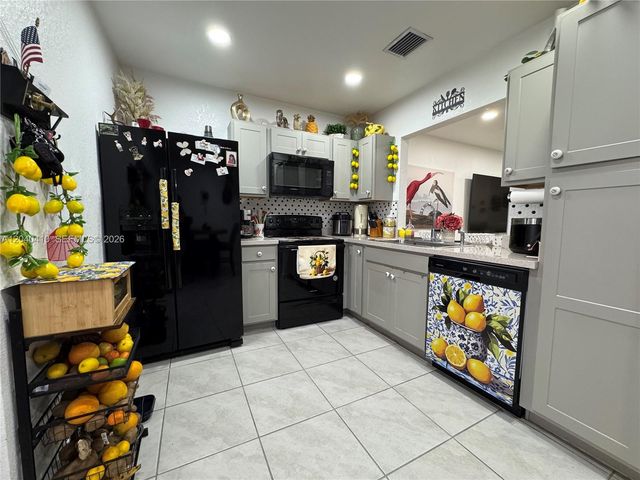 479 NE 5th Way 479, Florida City, FL 33034