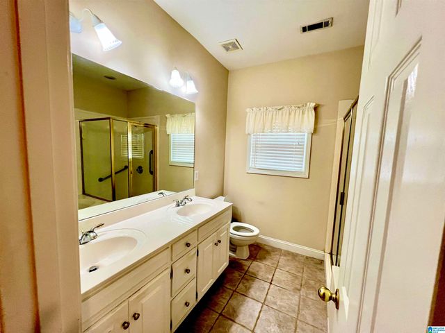 4815 SOUTHERN OAKS LANE, Birmingham, AL 35235