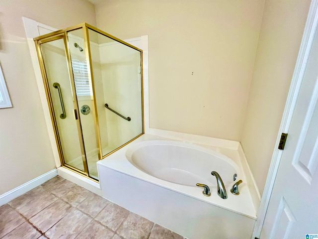 4815 SOUTHERN OAKS LANE, Birmingham, AL 35235