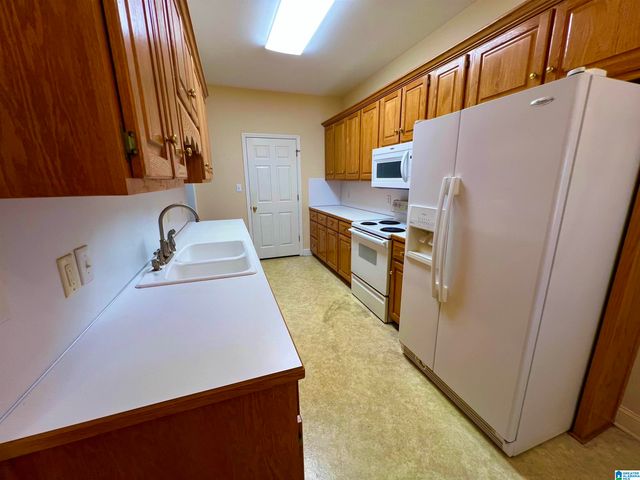 4815 SOUTHERN OAKS LANE, Birmingham, AL 35235