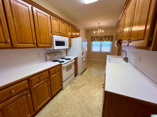 4815 SOUTHERN OAKS LANE, Birmingham, AL 35235