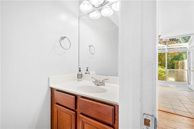 46 Mount Vernon Circle, Atlanta, GA 30338