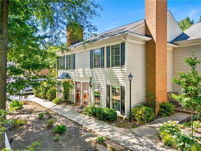 46 Mount Vernon Circle, Atlanta, GA 30338
