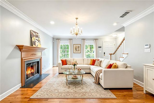 46 Mount Vernon Circle, Atlanta, GA 30338