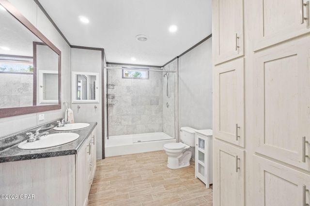 3516 Enterprise Circle, Chipley, FL 32428