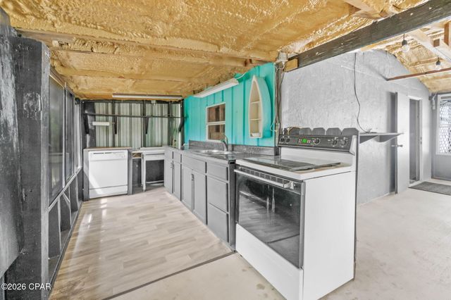 3516 Enterprise Circle, Chipley, FL 32428