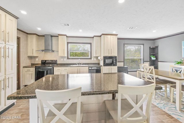 3516 Enterprise Circle, Chipley, FL 32428