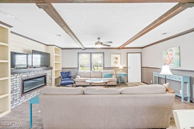 3516 Enterprise Circle, Chipley, FL 32428