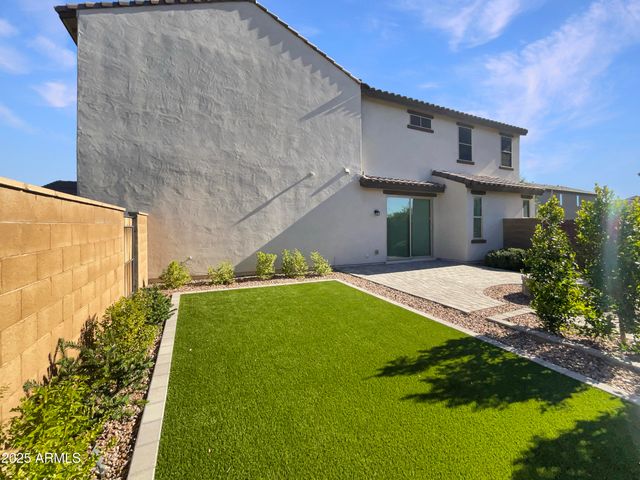 25722 N 20TH Lane, Phoenix, AZ 85085