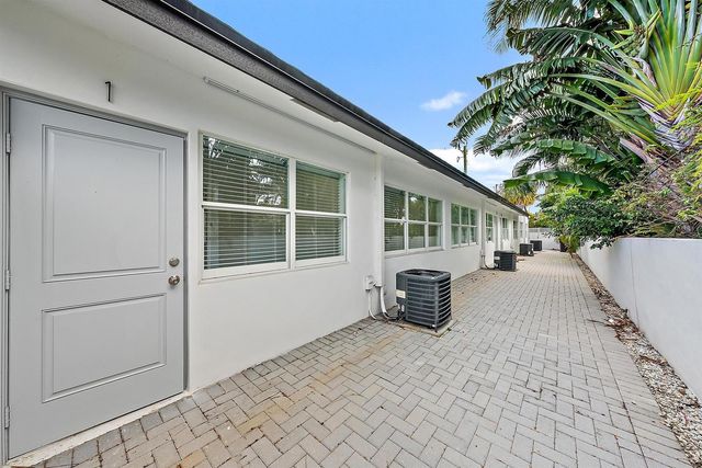 3808 Broadway 3, West Palm Beach, FL 33407