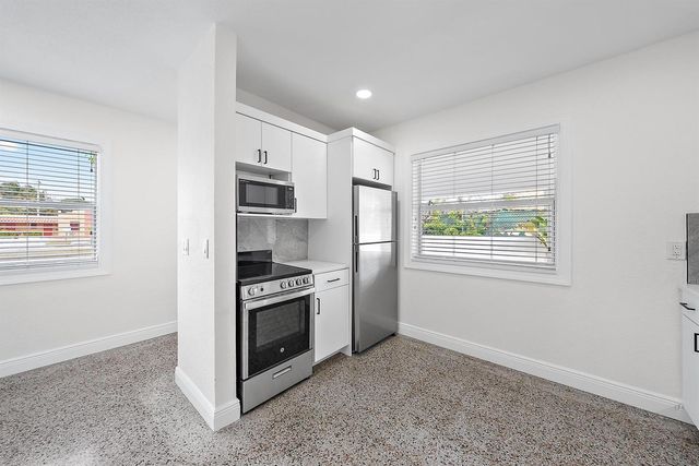3808 Broadway 3, West Palm Beach, FL 33407