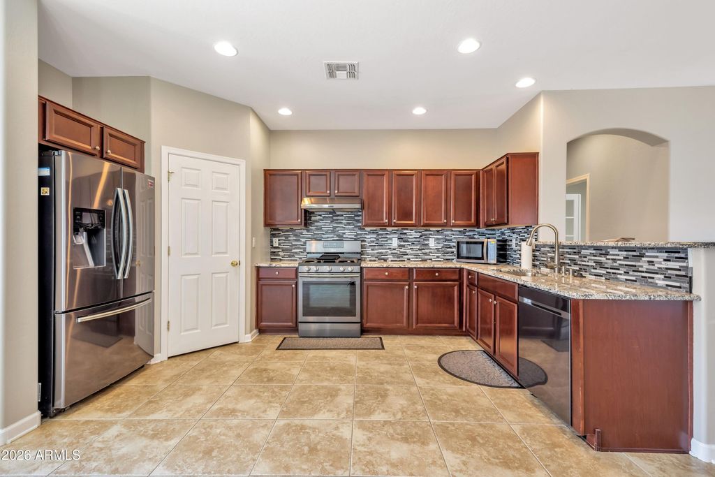 1220 E HEATHER Drive, San Tan Valley, AZ 85140 — photo 3