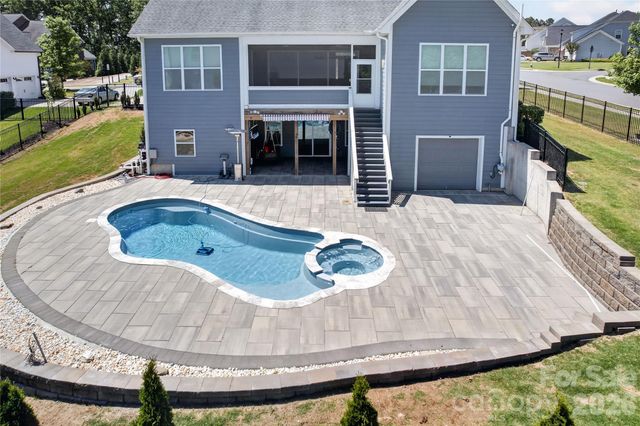 6044 Candlestick Lane, Lancaster, SC 29720