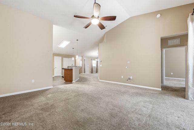 8733 LITTLE SWIFT Circle 23D, Jacksonville, FL 32256