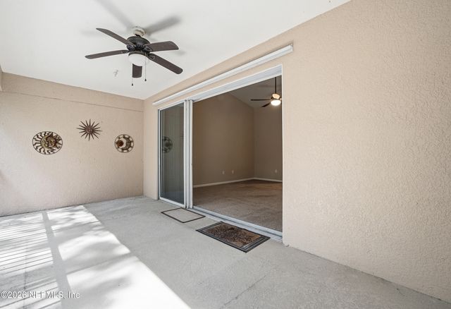8733 LITTLE SWIFT Circle 23D, Jacksonville, FL 32256