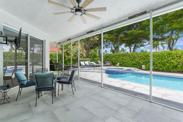 7476 Brunswick Cir, Boynton Beach, FL 33472