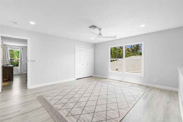 7476 Brunswick Cir, Boynton Beach, FL 33472