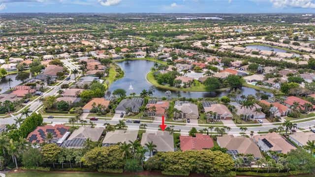 7476 Brunswick Cir, Boynton Beach, FL 33472