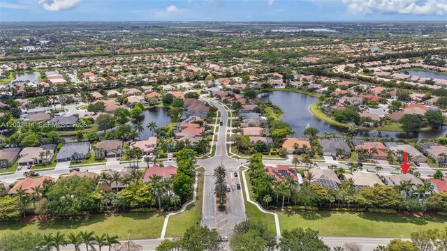 7476 Brunswick Cir, Boynton Beach, FL 33472