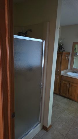 11402 W Cindy St, Wichita, KS 67212