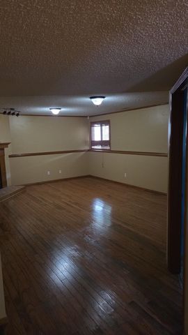 11402 W Cindy St, Wichita, KS 67212
