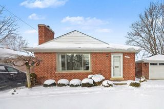 20835 Ardmore Park Drive, Saint Clair Shores City, MI 48081