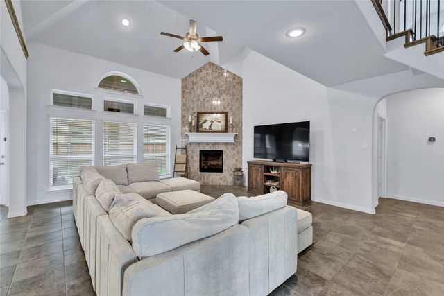 566 Long Meadow Drive, Haslet, TX 76052