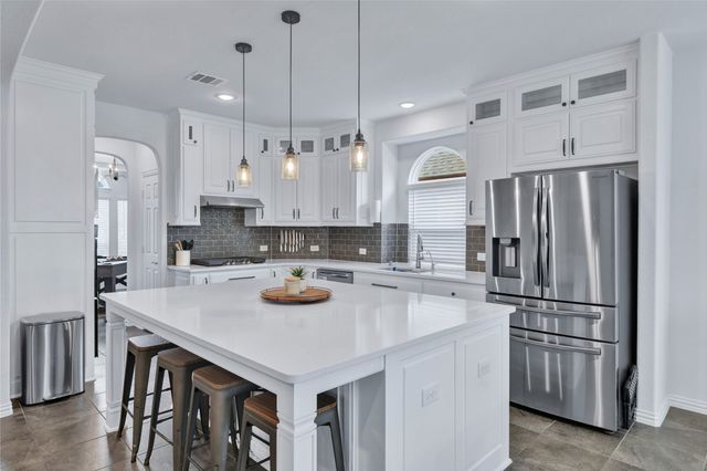 566 Long Meadow Drive, Haslet, TX 76052
