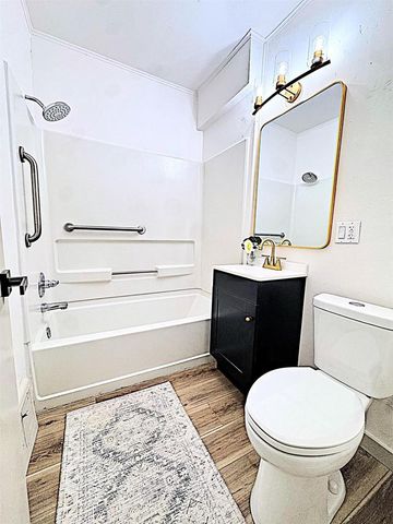 1702 S PERKINS STREET, Appleton, WI 54914